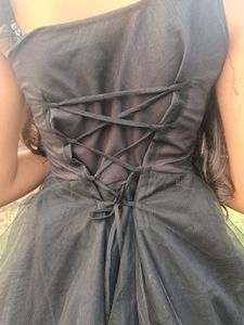 Removable Strap black gown 🖤