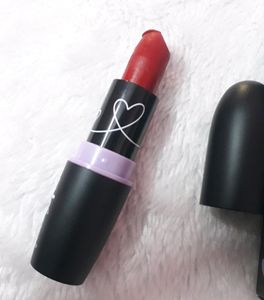 Plum Matterrific Lipstick | Highly Pigmented