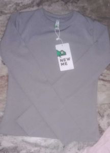 NewMe Top Grey Colur