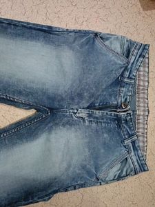 New And Au some Jeans (Straight Look)