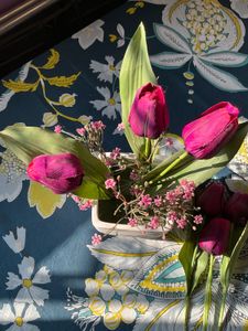 Set Of 1 Artificial Tulip Pink! With3 Xtra Flowers