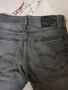 Charcoal Greyish Black Levi&#39;s Jeans