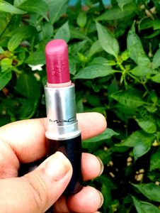 MAC Lipstick - Berry Tone