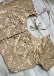 Sarees With Blouse