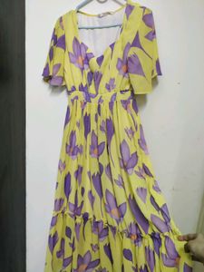 Beautiful Yellow And Lavender Tulip Floral Dress🌷