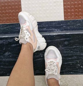 Women White Colourblocked PU Sneakers