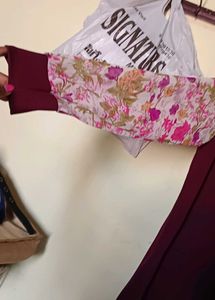 Jeans and trendy top for Women