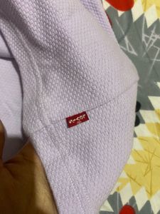 Authentic Levis Tshirt