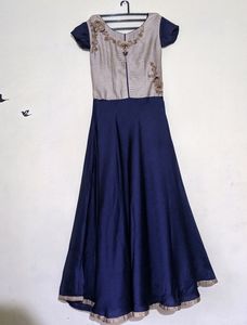 💫Ethnic Gown With Freebie