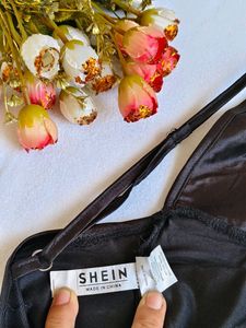 Shein : Crop Top