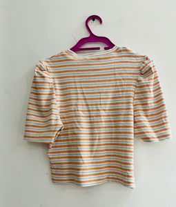 Top for casual outing