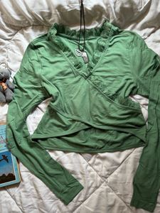 V Neck Full Sleeve Top