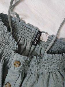 H&amp;M Crop Top