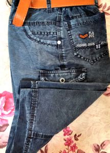 Stylish Fashion Jeans With Belt