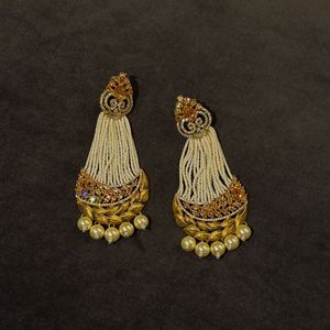 SONI SAPPHIRE EARRINGS