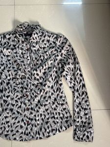 Olivia Lauren Printed Shirted