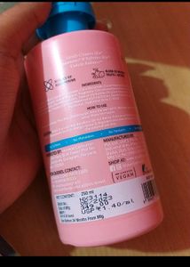 Aqualogica Body wash