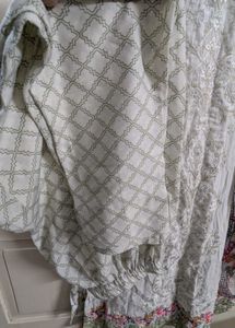 Elegant Embroidered Kurta Set