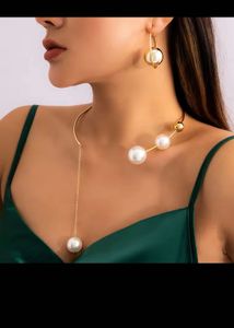 Pearl Drop Necklace