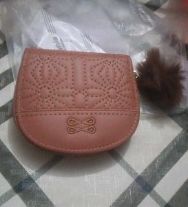 Coin Purse With Pompom