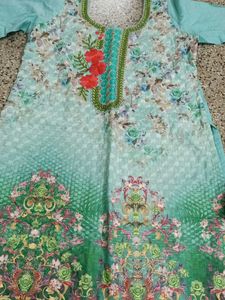 Preloved Suit Set For Grabs