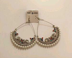 Fashion Earrings with Peacock Design