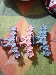Floral Hair Claw Clips