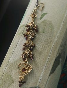 Bridal Jewellery Set with Garnets, Kundan stones