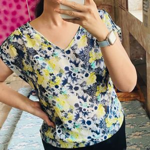 Floral V Neck Crop Top