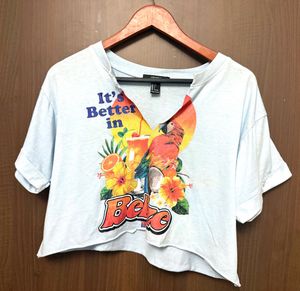 FOREVER 21 Crop Top. Great Condition