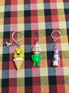 Cute Cartoon Keychain Set 🧸✨