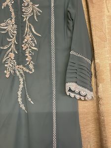 Elegant Embroidered Kurti Pant