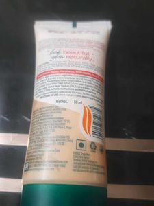 Himalaya Natural Glow Face Wash