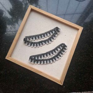 Handicraft Handmade Beaded Anklets (Set of 2)