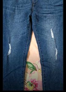 Hudson Jeans Size 36 Stretchable