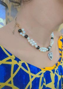 Black and White Necklace