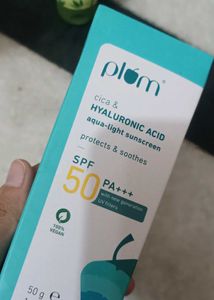 Plum Cica & Hyaluronic Aqua Light Sunscreen