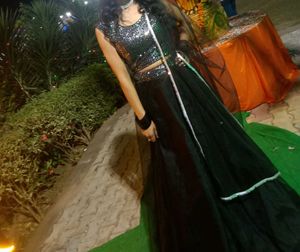 Lehnga....