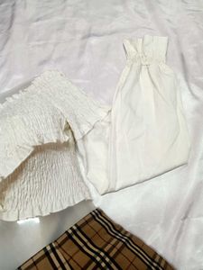 🤍Chic Off-Shoulder Crop Top🤍