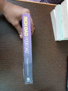 Rich Dad Poor by Robert T. Kiyosa
