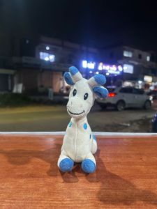 Novalac white and blue giraffe rattle sound toy
