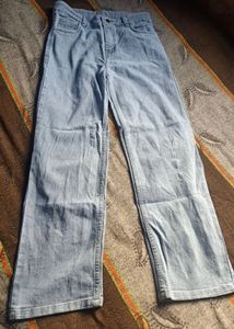 Wide Leg Light Wash Jeans