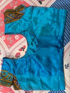 Red, blue and purple blend net saree