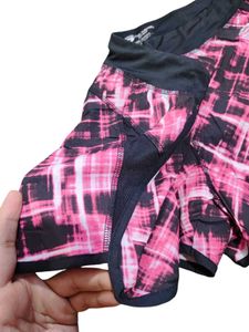 Sketchers Running Shorts 🩳 Size M