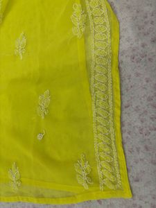 Yellow Embroidered Kurta With Free Matching Inner