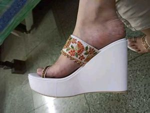 hasten latest women heels
