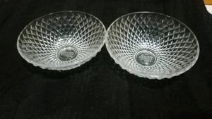 Glass bowl