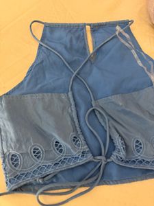 Never Worn Cute Cutout Crop Top