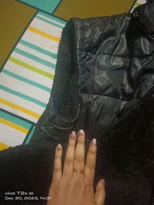 Women Sleeveless Black Jacket 🖤