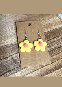Handmade Clay Flower Earrings 🌸